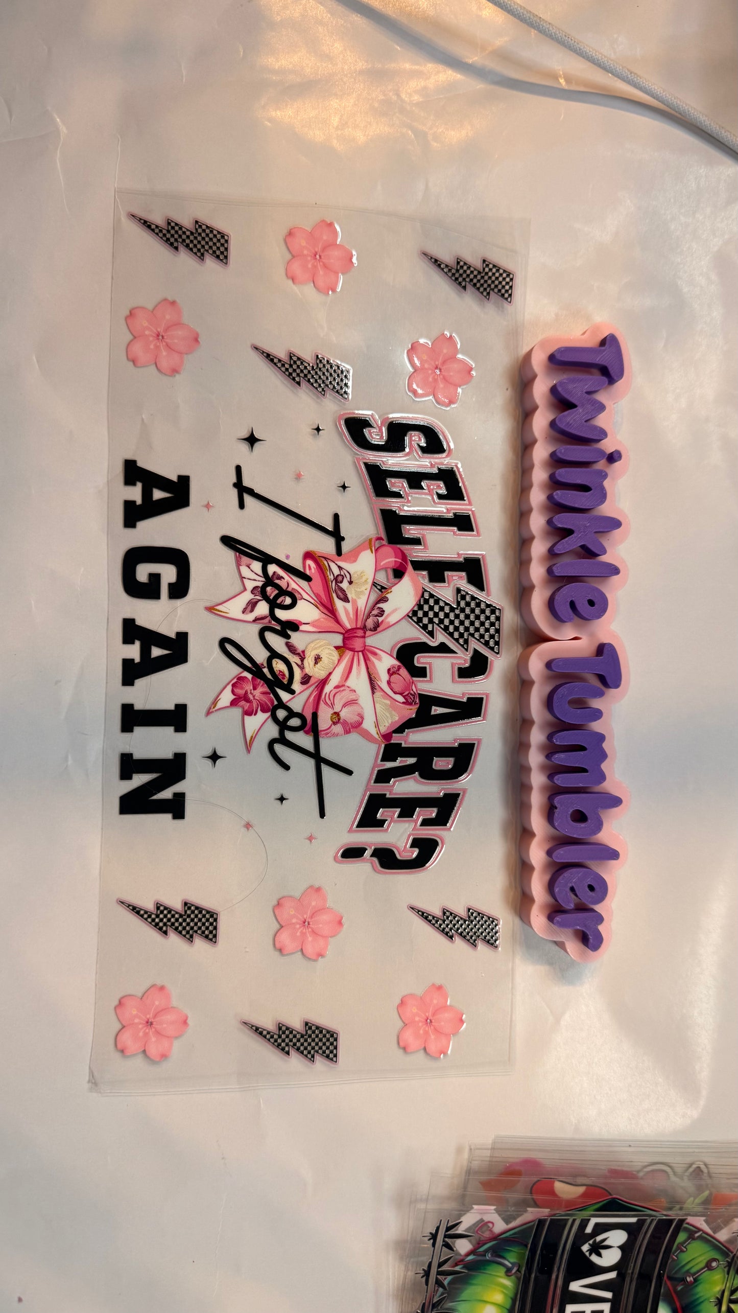 DECAL FOR MORE CUTE STUFF